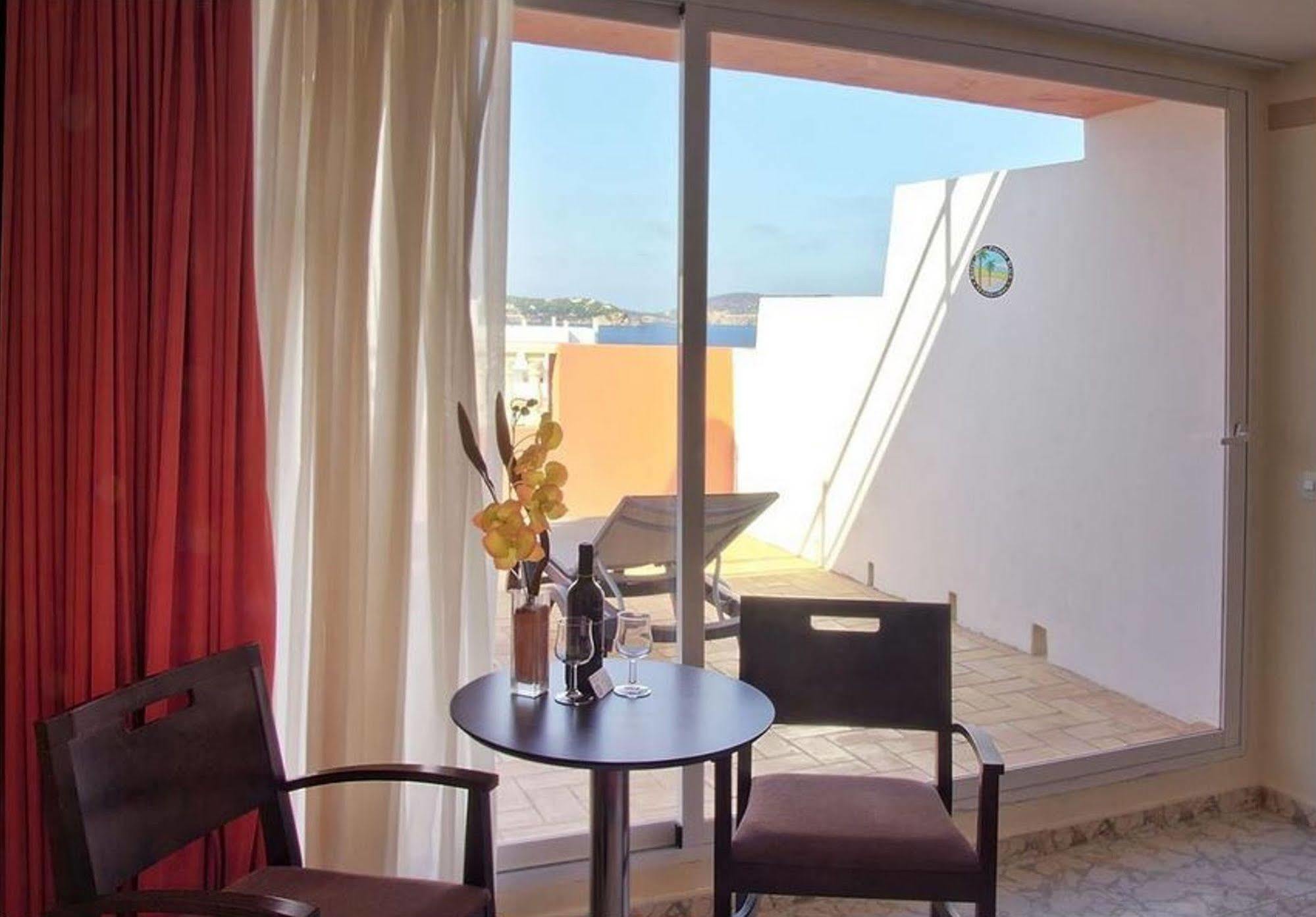 Fergus Paraiso Beach - Adults Only Ibiza città Esterno foto